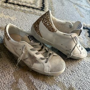 Golden Goose youth size 34eu/3us Superstar lowtop glitter sneaker